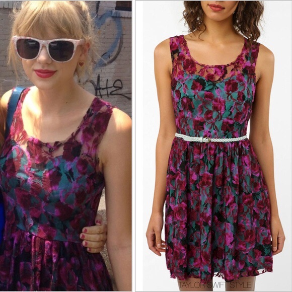 Fuchsia & Teal Lace Dress URBAN Outfitters Size XS - Picture 3 of 7